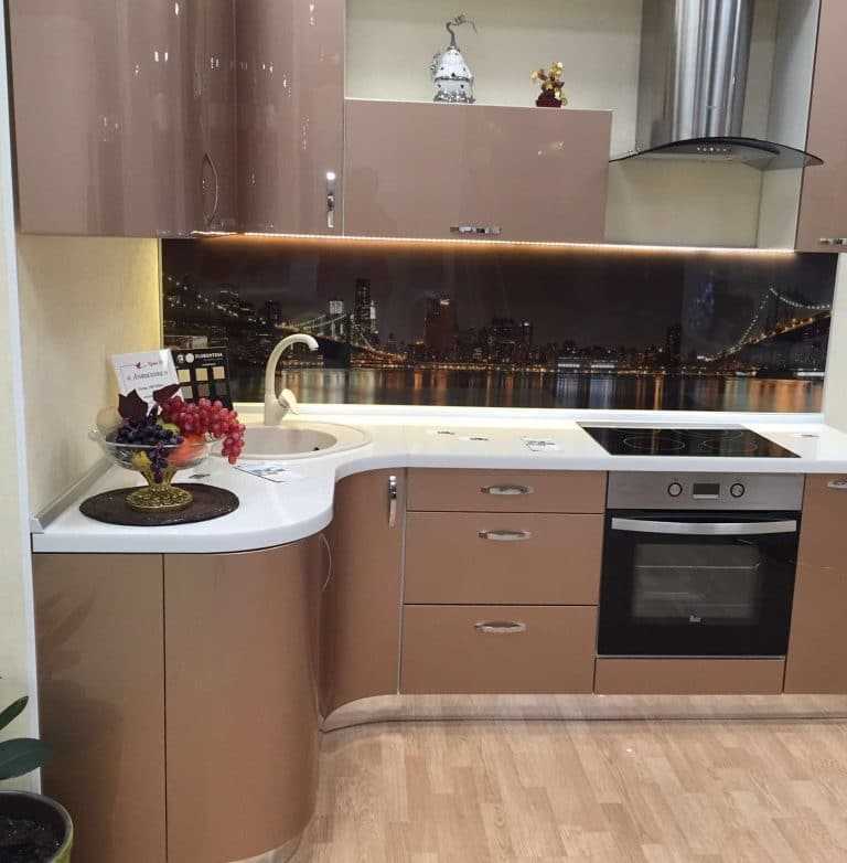 Топ-10 самых практичных решений для неубиваемой кухни, которые можно смело брать на заметку